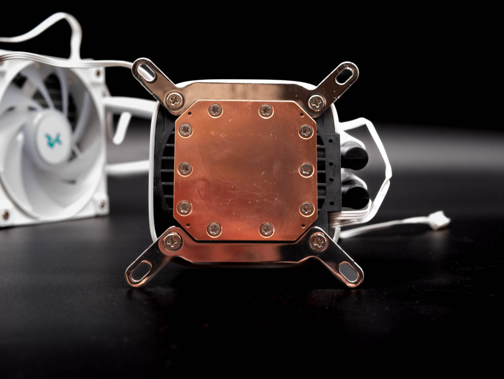 Test DeepCool LS720 : un AIO rafraîchissant 7 Deepcool Ls720 36