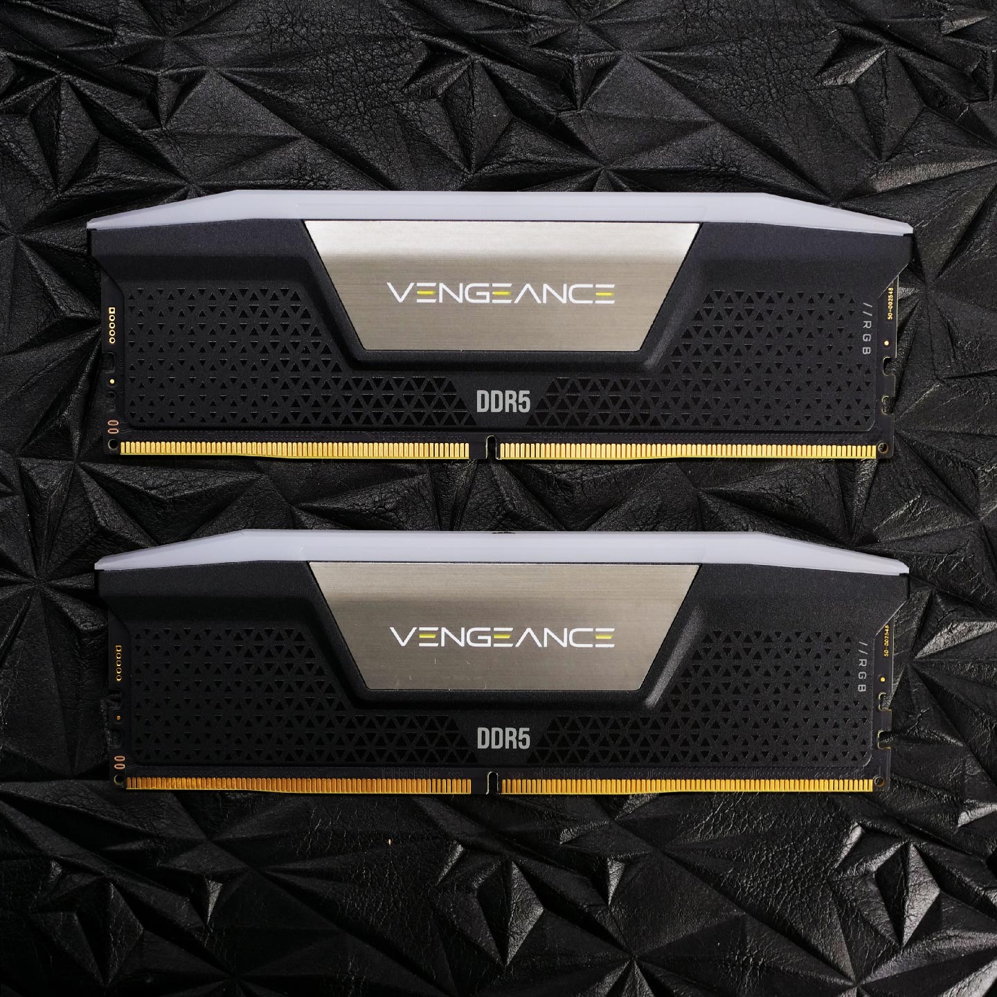Test CORSAIR VENGEANCE RGB DDR5 5600 MHZ 2 Corsair Vengeance Rgb Ddr 5 Barettes Face