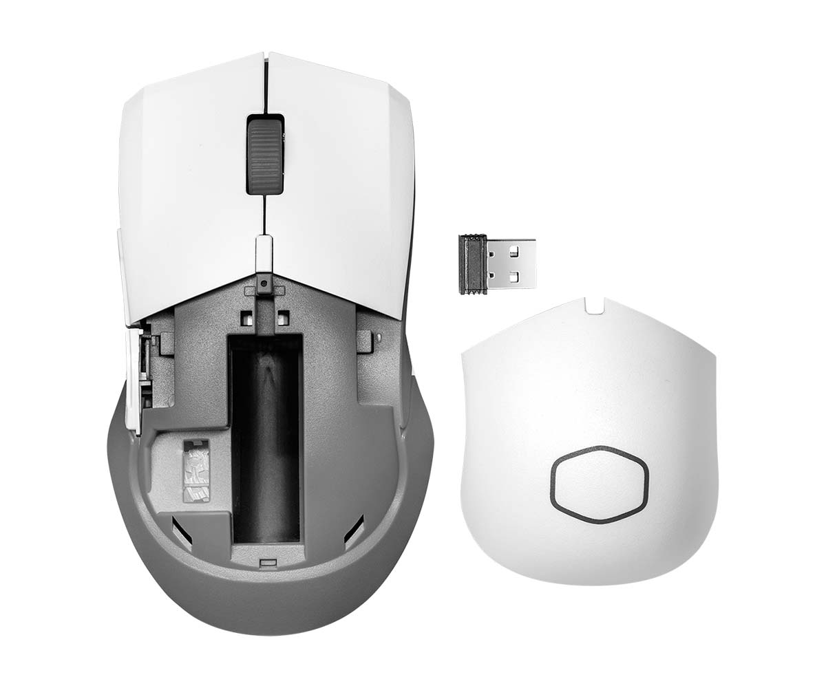 Cooler Master MM310 et MM311, deux nouvelles souris de jeu 8 Logement de la pile et de l'adaptateur USB