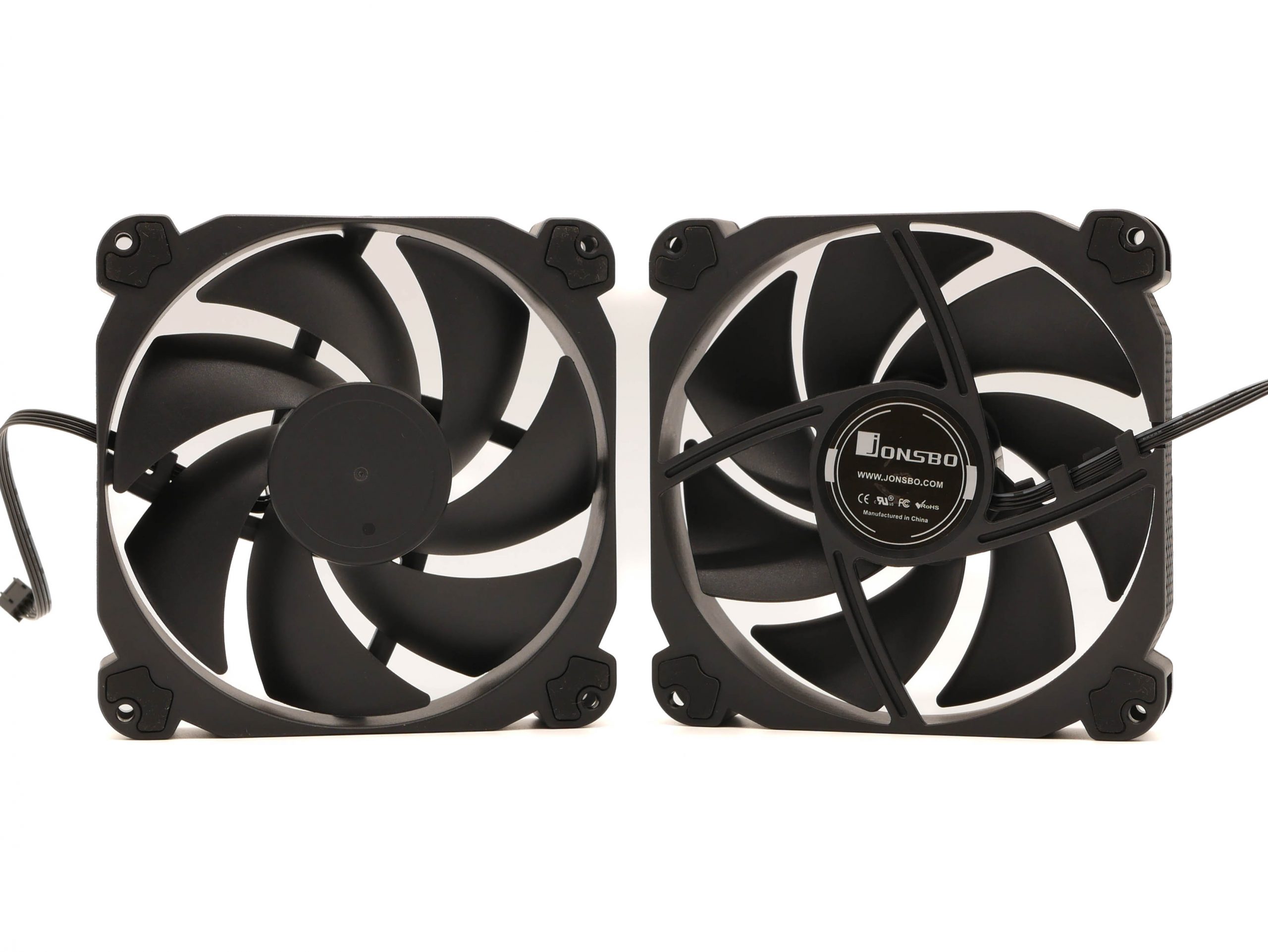 Test Jonsbo HX7280 : classe et sobriété 9 Jonsbo Hx7280 17