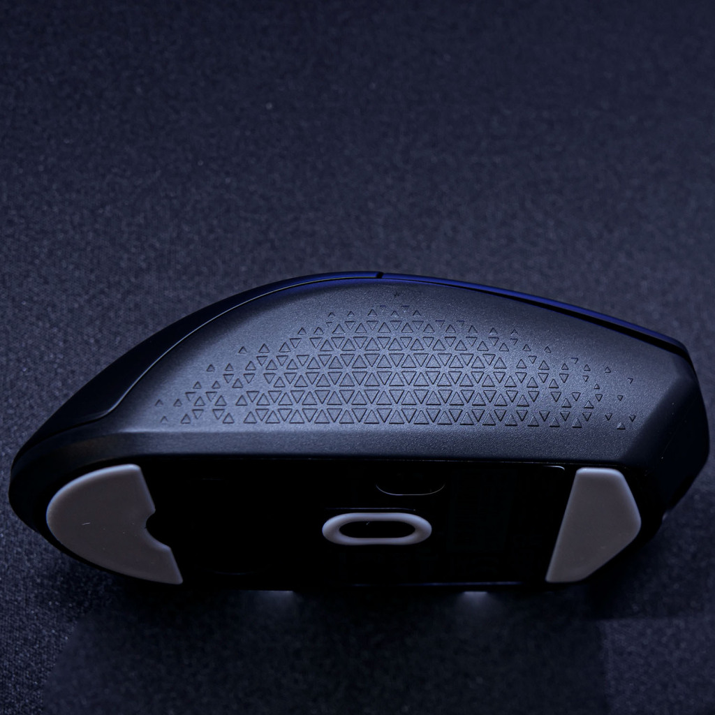 Test Katar Elite Wireless : simple et efficace 5 Katar Elite Wireless Grip Cote