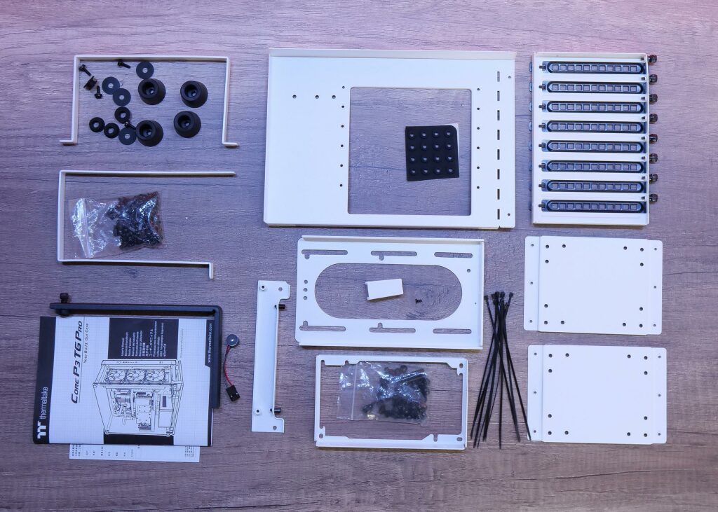 Thermaltake Core P3 Pro Contenu Bundle