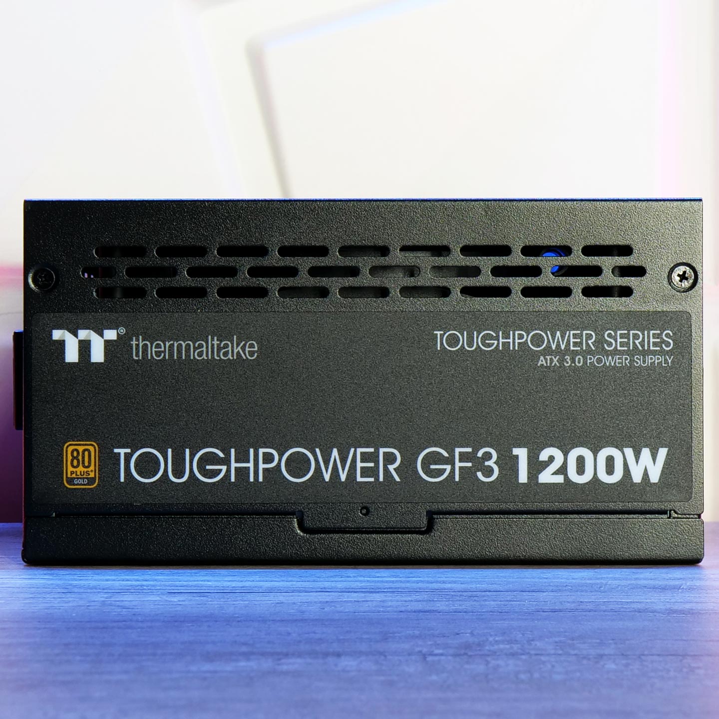 Thermaltake Toughpower Gf3 1200 W Cote 3