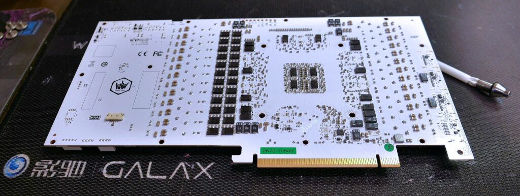 La GALAX GeForce RTX 4090 HOF avec deux connecteurs 16 broches 3 Galax Rtx4090 Hof 2