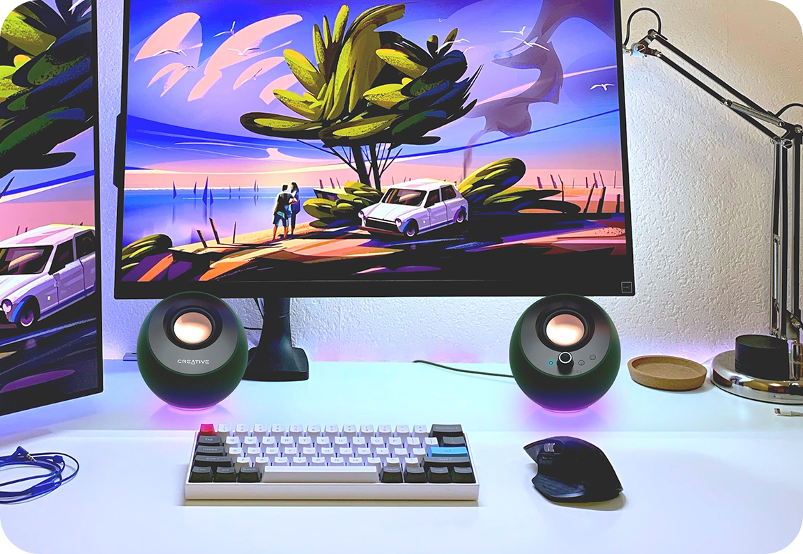 Creative Pebble Pro, tout rond avec du RGB 2 Enceintes Creative Pebble Pro