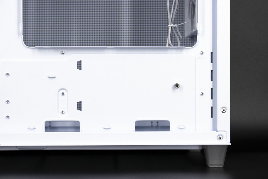 ASUS Prime AP201 : un boîtier Micro-ATX sobre et très efficace 8 Asus Prime Ap201 027