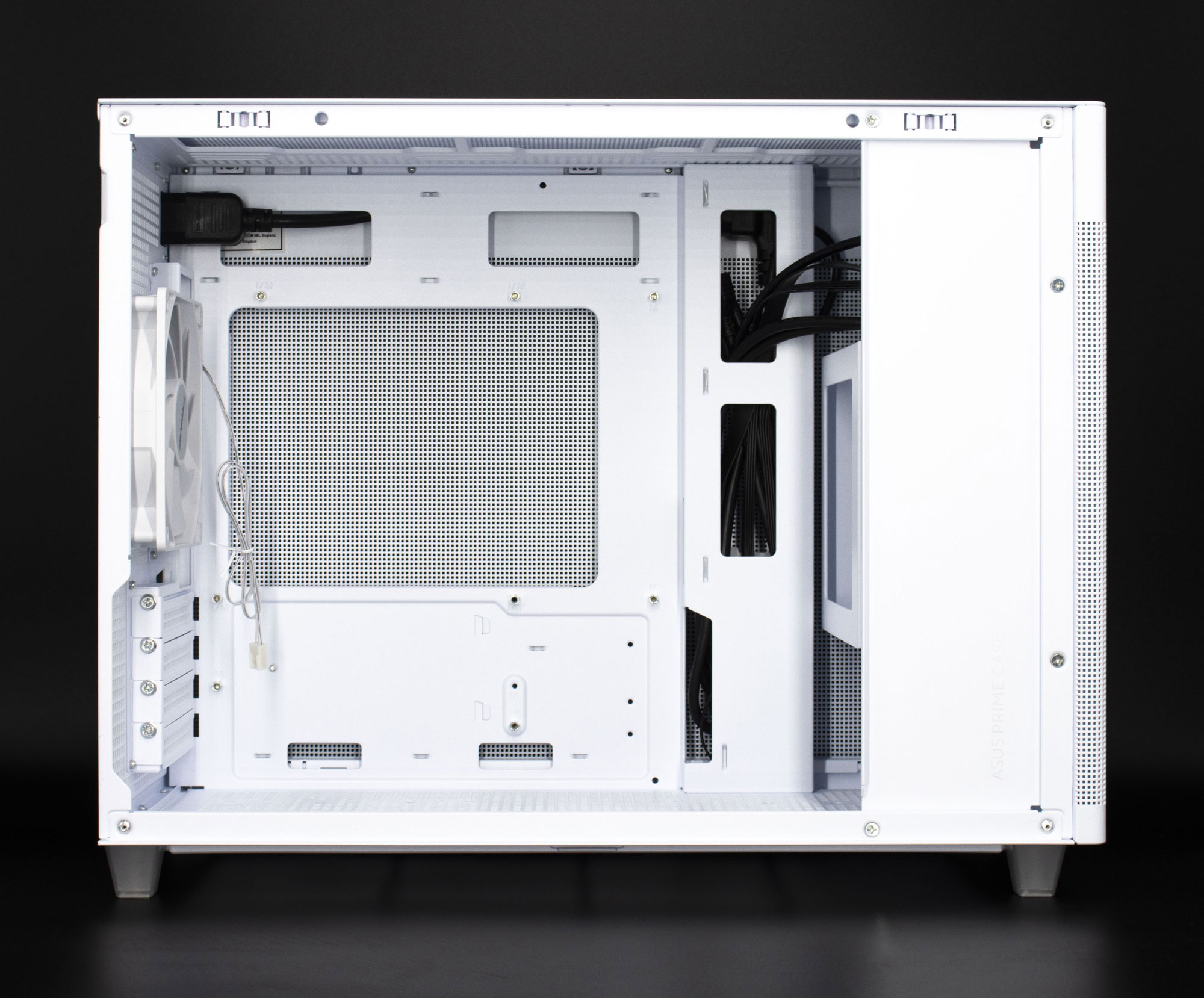 ASUS Prime AP201 : un boîtier Micro-ATX sobre et très efficace 12 Asus Prime Ap201 033