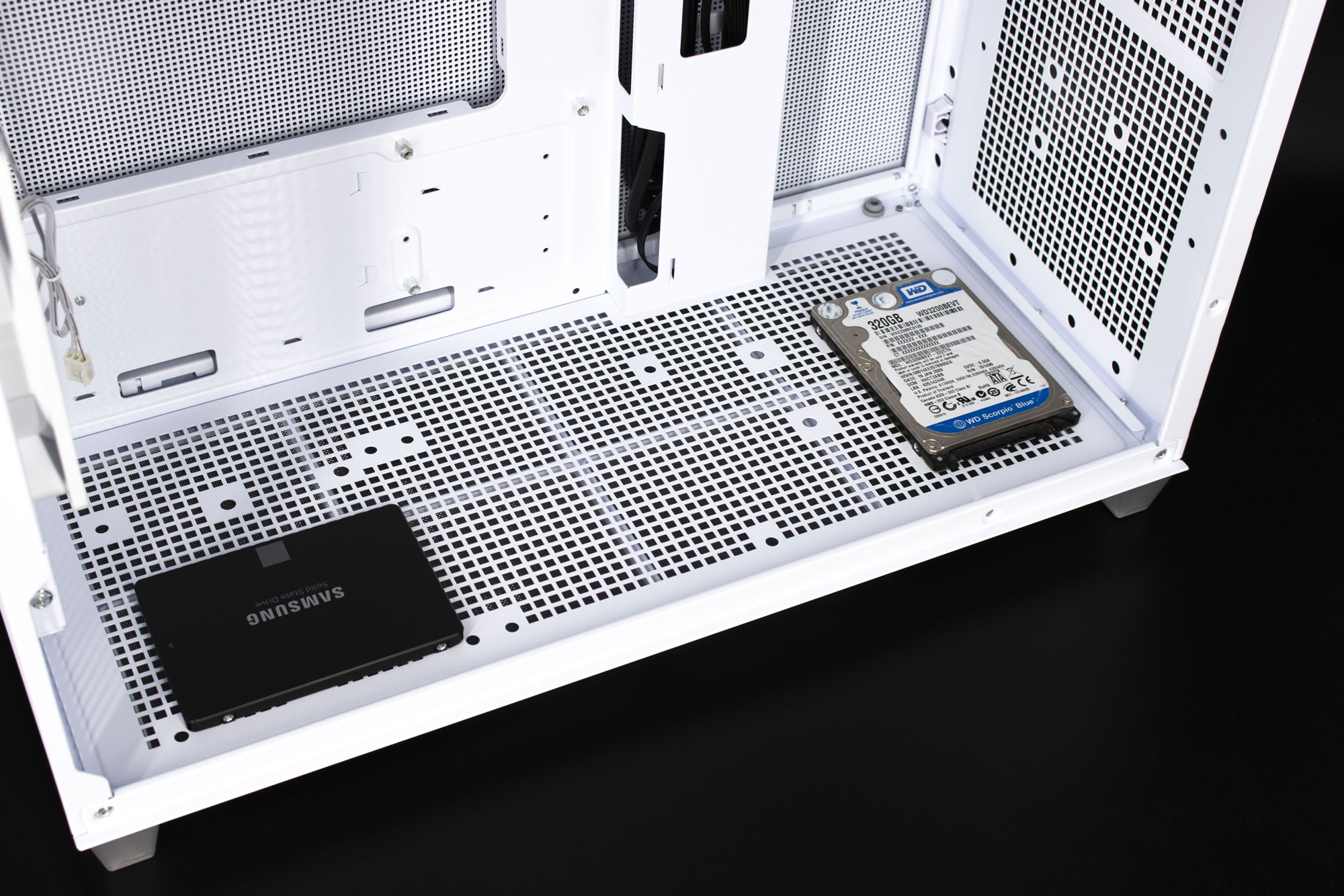 ASUS Prime AP201 : un boîtier Micro-ATX sobre et très efficace 23 Asus Prime Ap201 044