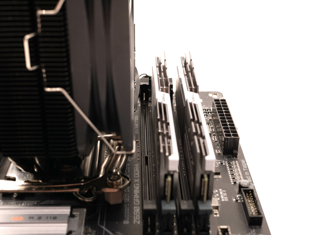 Test PCCOOLER K4 BK : le ventirad venu de l'Empire du Milieu 10 Pc Cooler K4 37