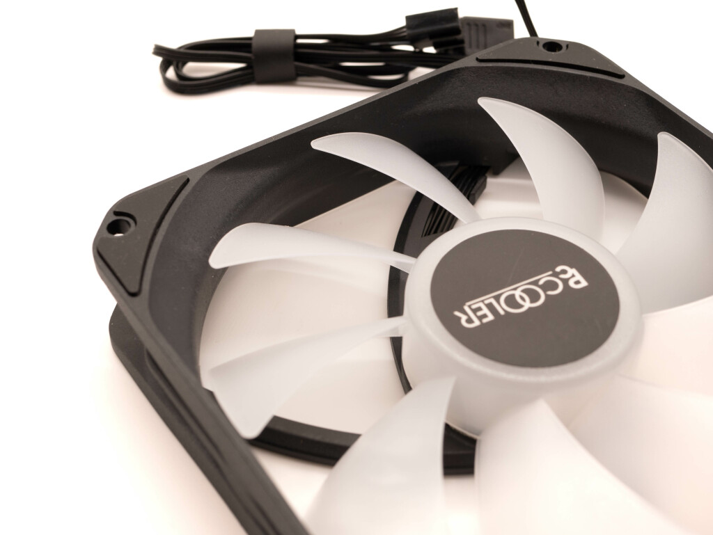 Test PCCOOLER Paladin S9 B : double tour et ARGB 10 Pccooler Paladin S9 B 10