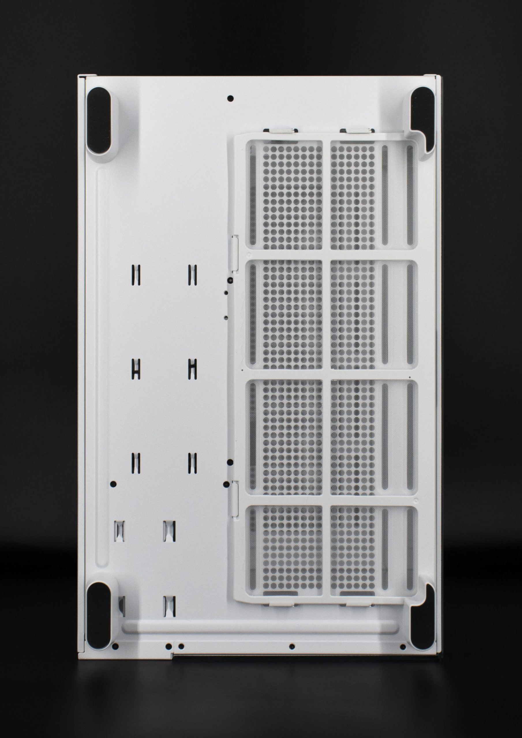 NZXT H9 Flow : un boîtier "aquarium" à prix contenu ? 17 Nzxt H9 Flow 024