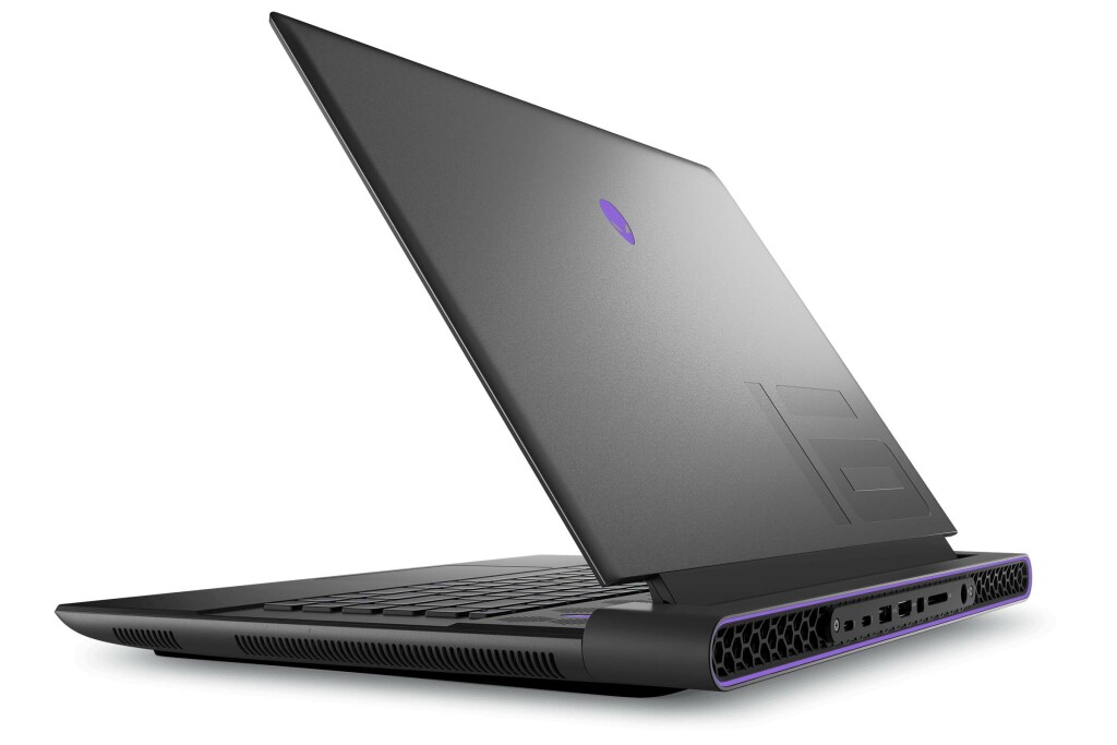Du gaming avec les laptops Alienware m16 et m18 6 Laptop Alienware M16 2
