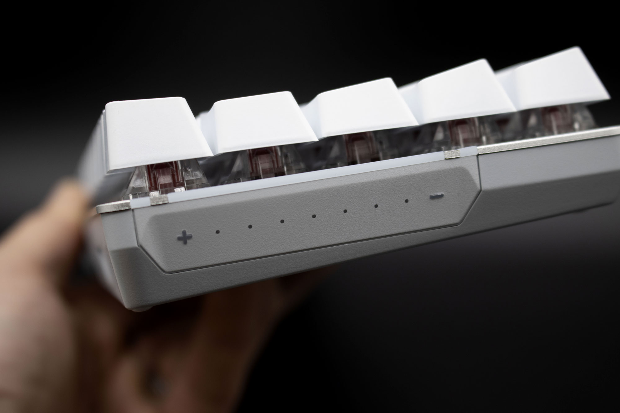 Test du clavier ASUS ROG Falchion Ace : 65% de bonheur 12 ASUS ROG Falchion Ace 019