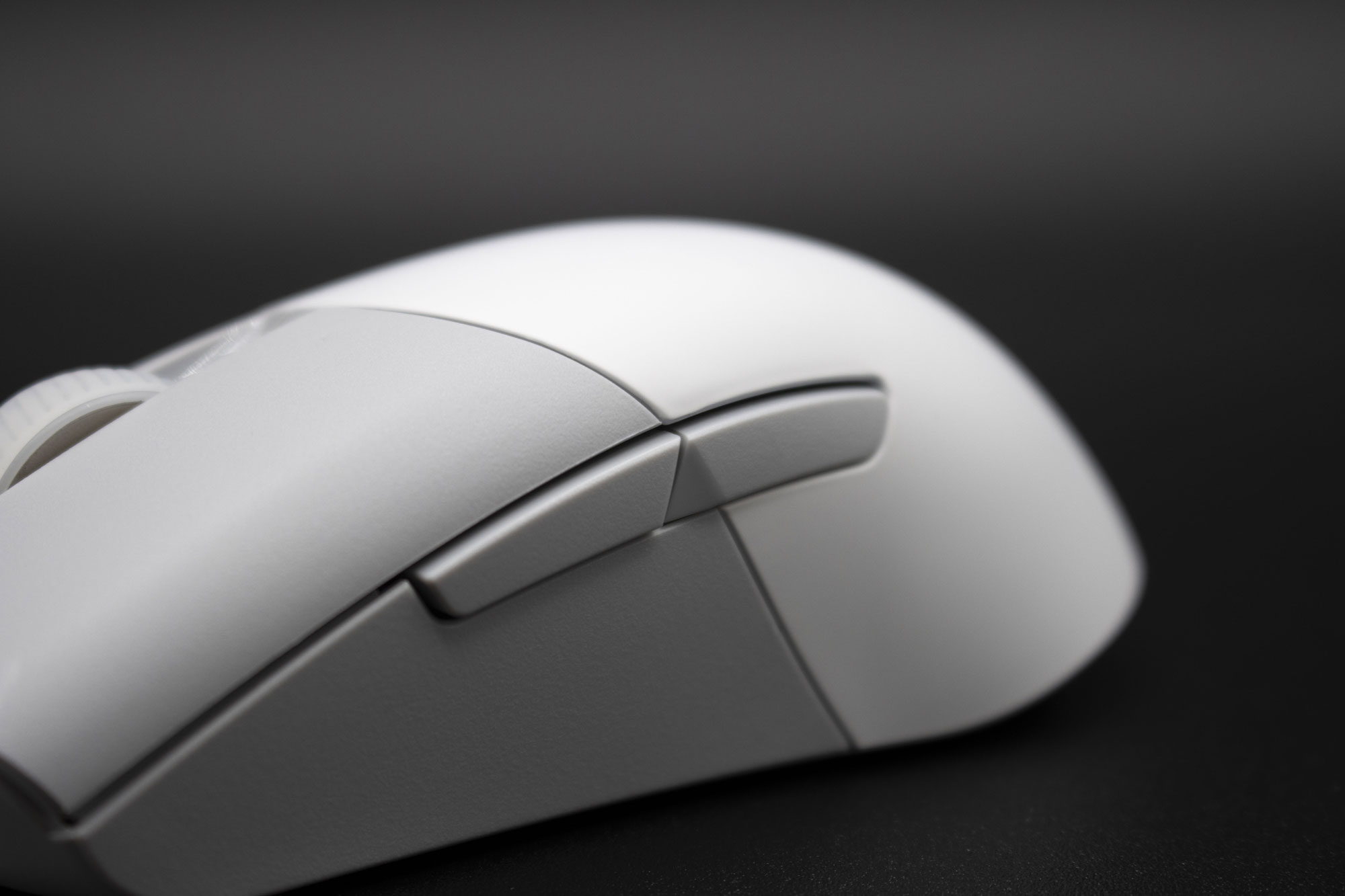 Test de la ASUS ROG Keris Wireless AimPoint : une souris légère bourrée d'options 9 ASUS ROG Keris Wireless AimPoint 021