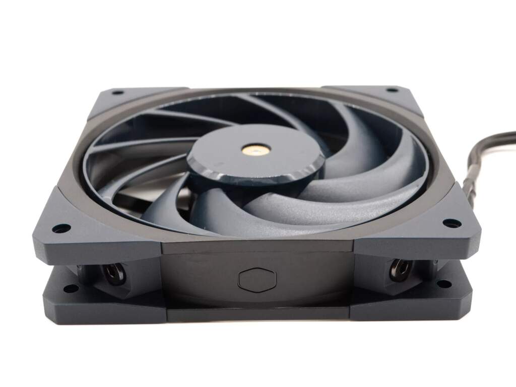 Cooler Master Mobius 120 OC 14