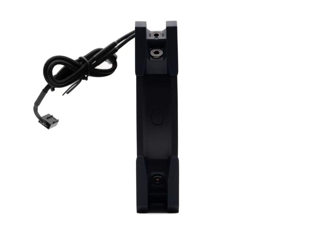 Cooler Master Mobius 120 OC 17