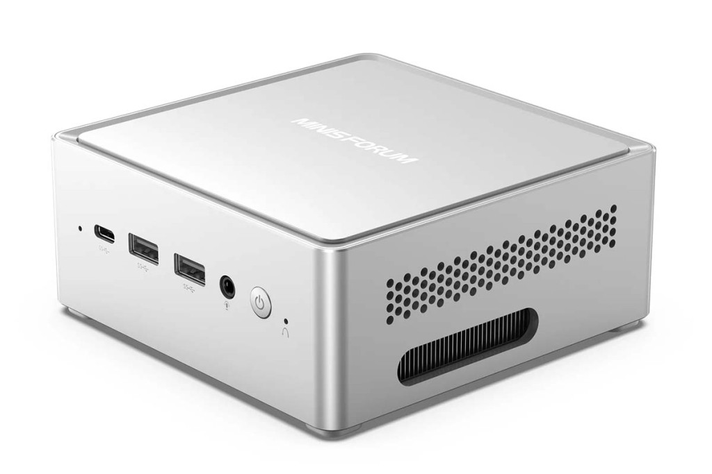 MINISFORUM NAB6, Intel i7-12650H et deux ports Ethernet 3 MINISFORUM NAB6, de face