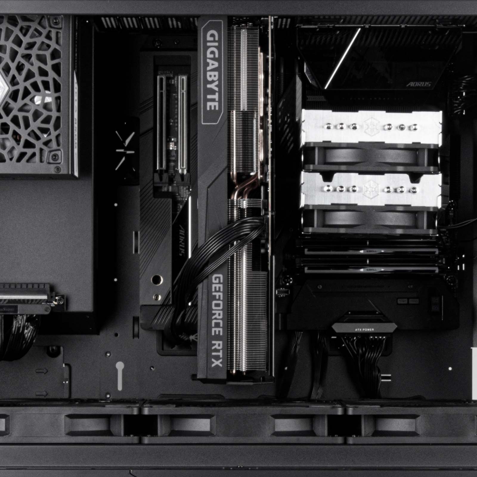 Silverstone ALTA F2 : le boîtier de la démesure 4 ALTA F2 GPU vers le haut