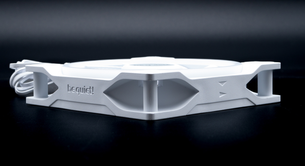 Be Quiet Light Wings White 24