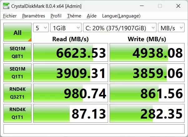 Corsair i300 CrystalDiskMark