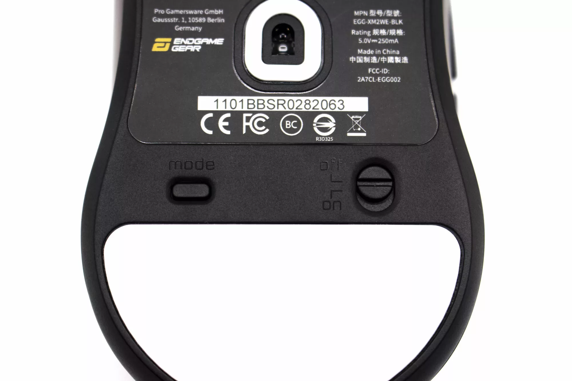 ENDGAME GEAR XM2we boutons dessous