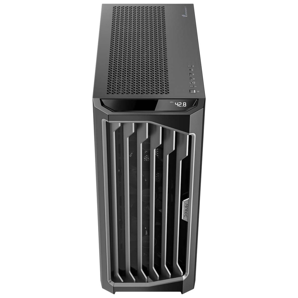 Antec Performance 1 FT, du gros airflow 5 Un écran d'affichage situé sur le dessus du boîtier permet aux utilisateurs de vérifier la température du GPU et du CPU