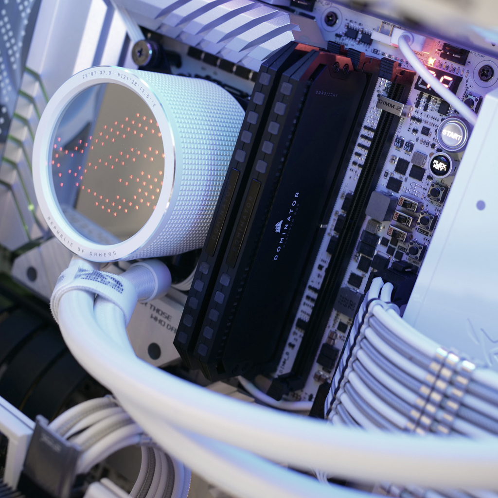 corsair dominator 7000 1