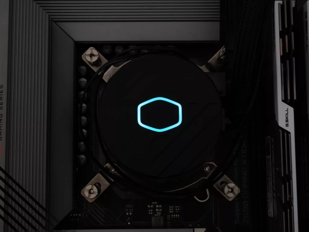 Cooler Master 360L Core ARGB RGB pompe cyan