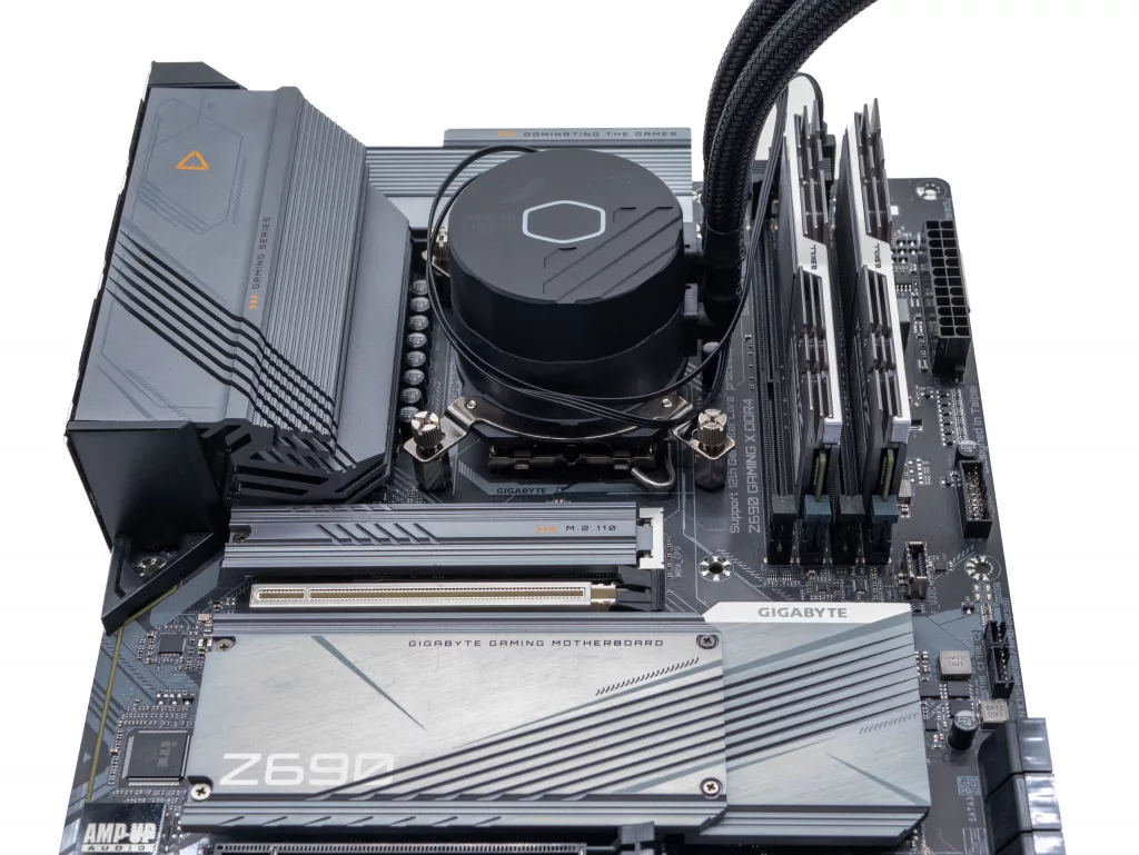 Cooler Master 360L Core ARGB fixation pompe