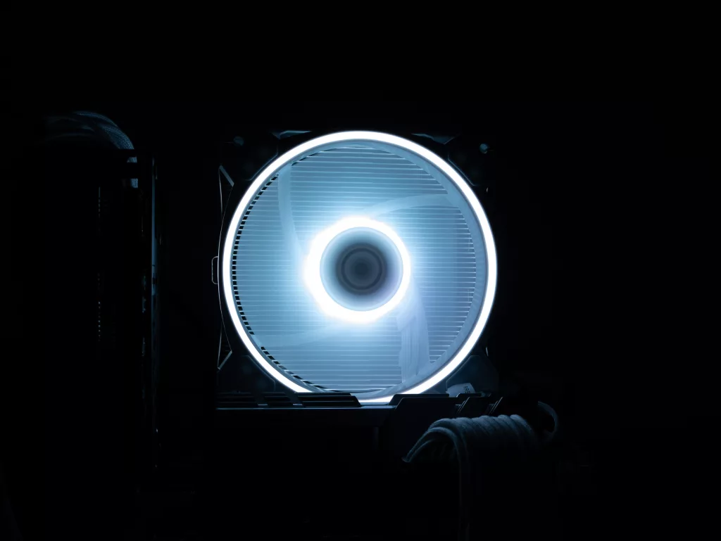 Cooler Master Hyper 212 Halo White RGB blanc