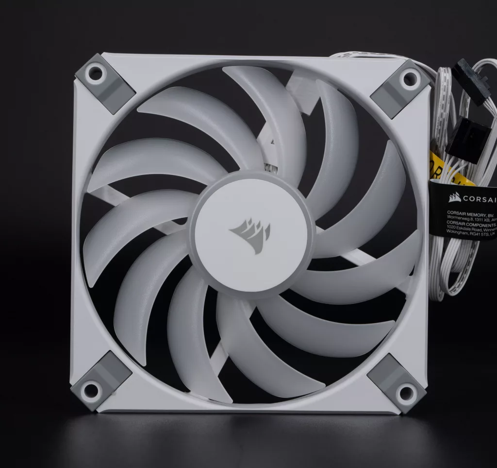 Corsair AF120 RGB Slim ventilateur avant