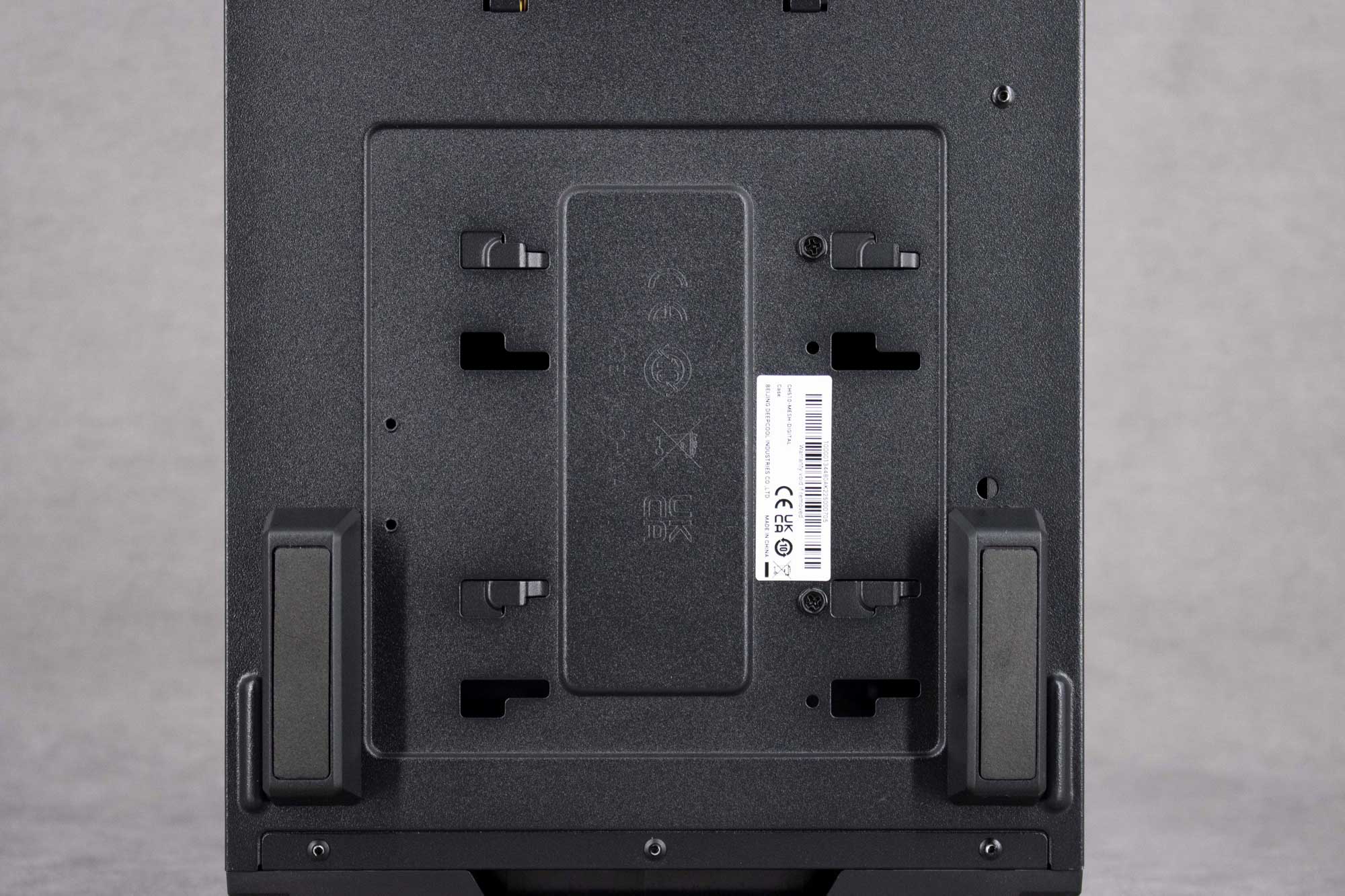 DeepCool CH510 Mesh Digital vis fixation cage disques durs