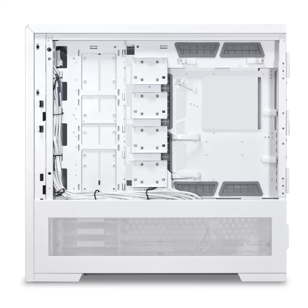LIAN LI V3000 PLUS White GGF Events Edition 5 LIAN LI V3000 PLUS White 04
