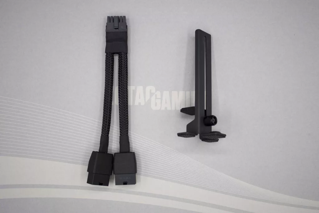 ZOTAC Gaming RTX 4070 AMP AIRO 010