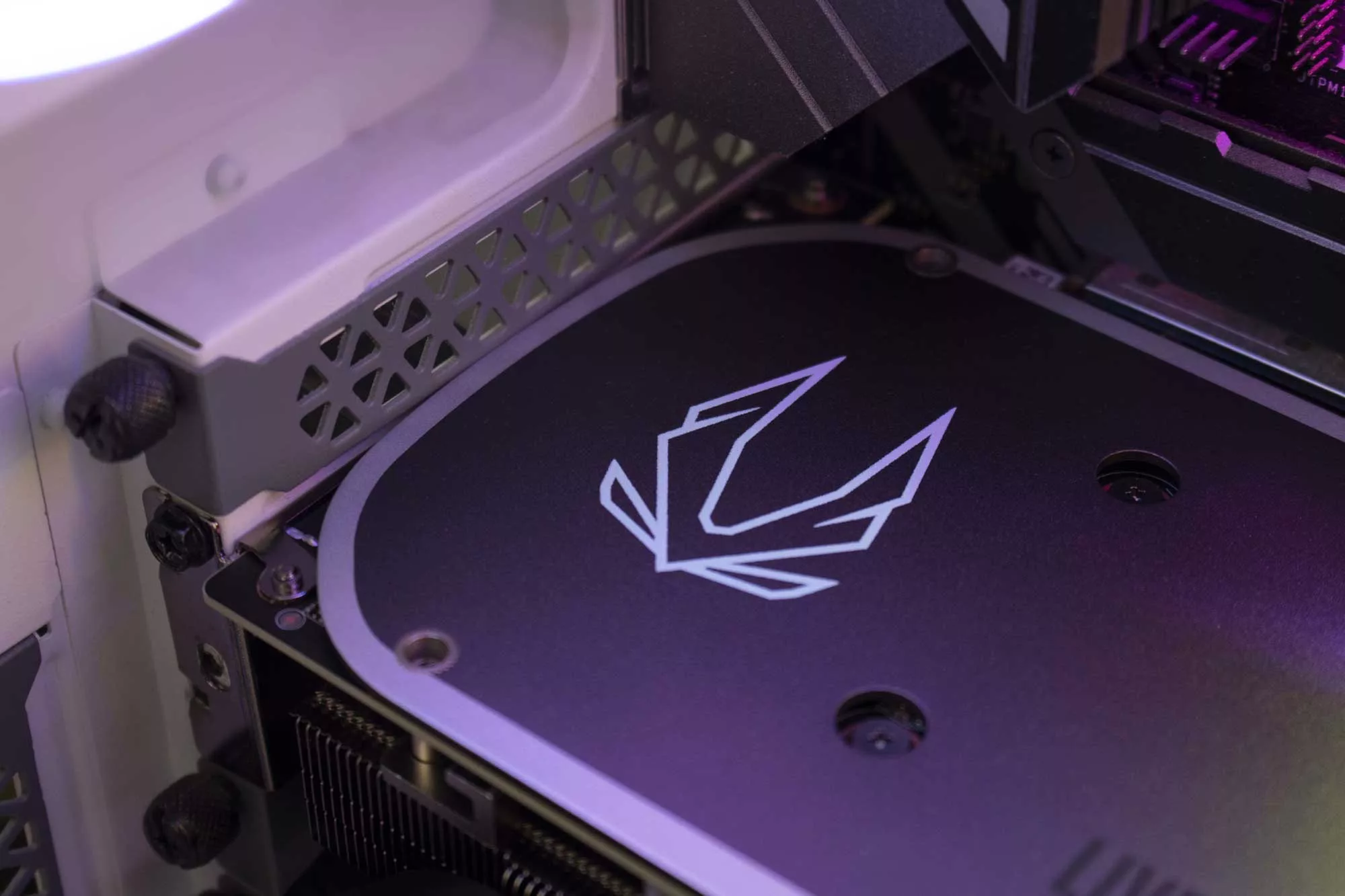 ZOTAC Gaming RTX 4070 AMP AIRO