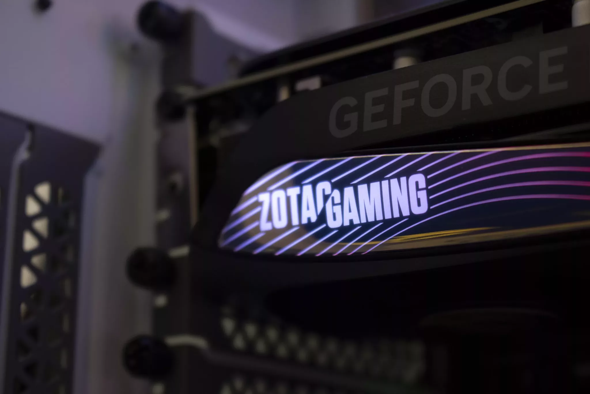 ZOTAC Gaming RTX 4070 AMP AIRO