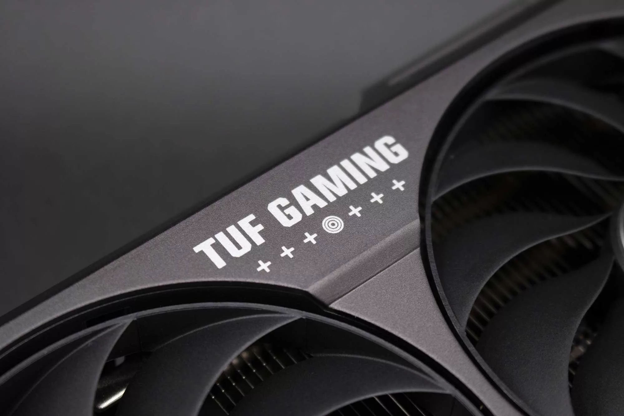 ASUS TUF Gaming RTX 4070 OC 012