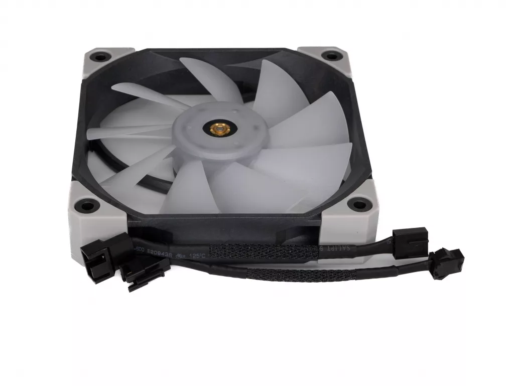 Bitspower Griffin 120 DRGB cables