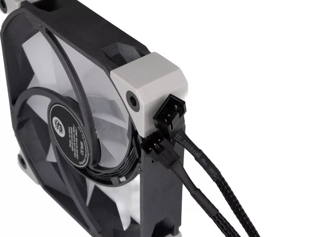 Bitspower Griffin 120 DRGB connecteurs femelles