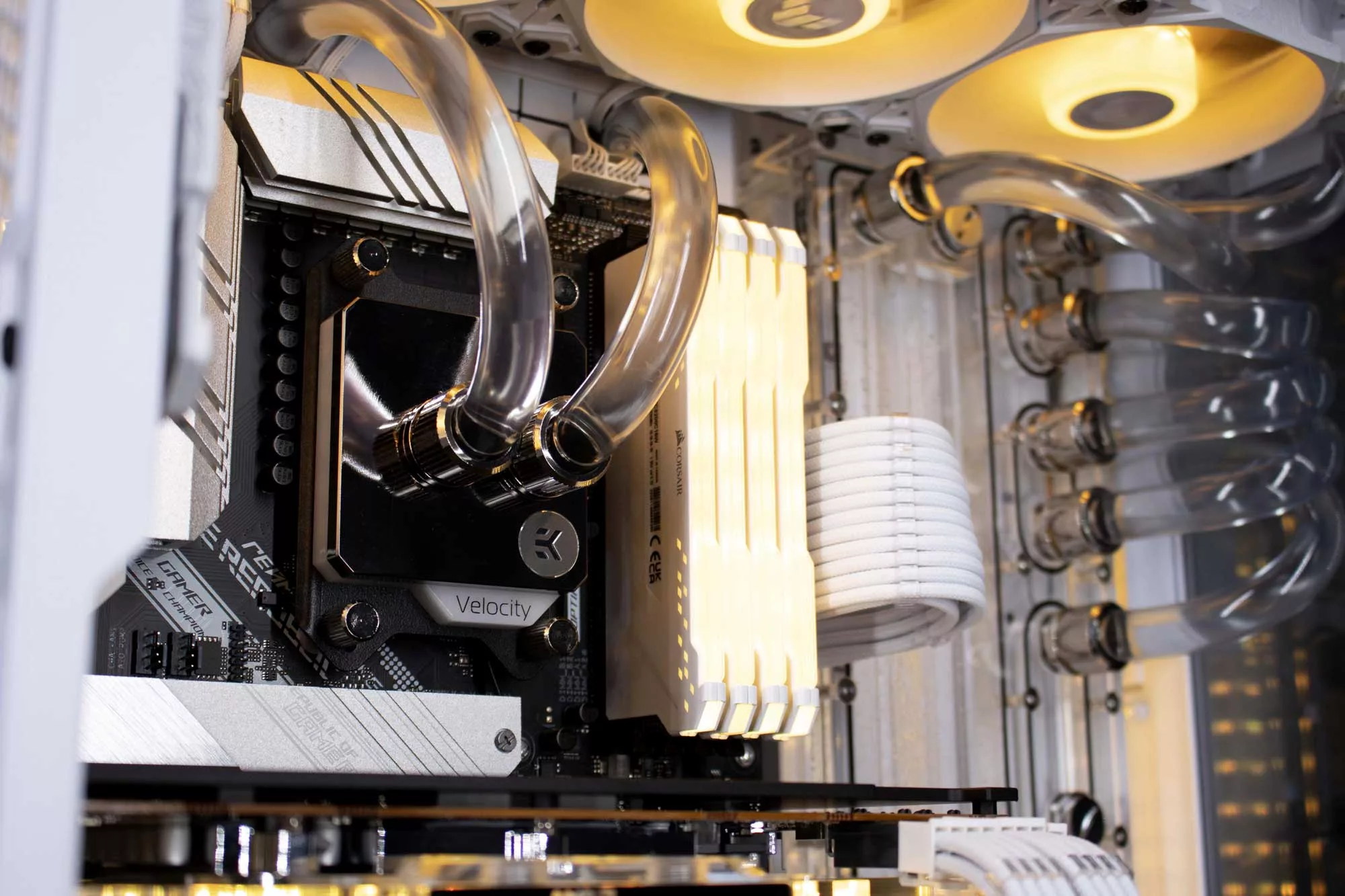 Build ASUS TUF Gaming GT502 021