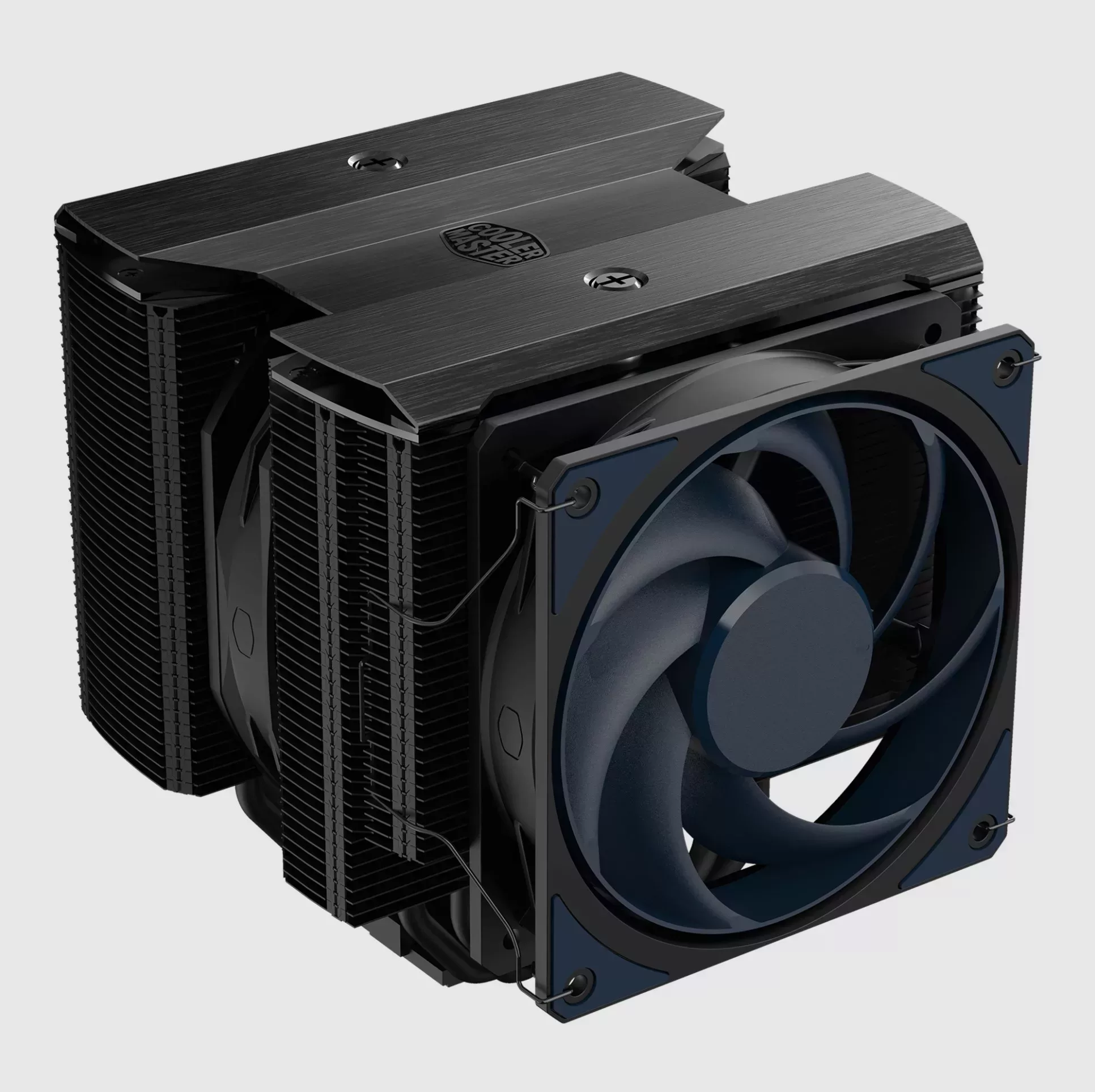 Cooler Master présente le MA824 Stealth 2 MA824 Stealth 2