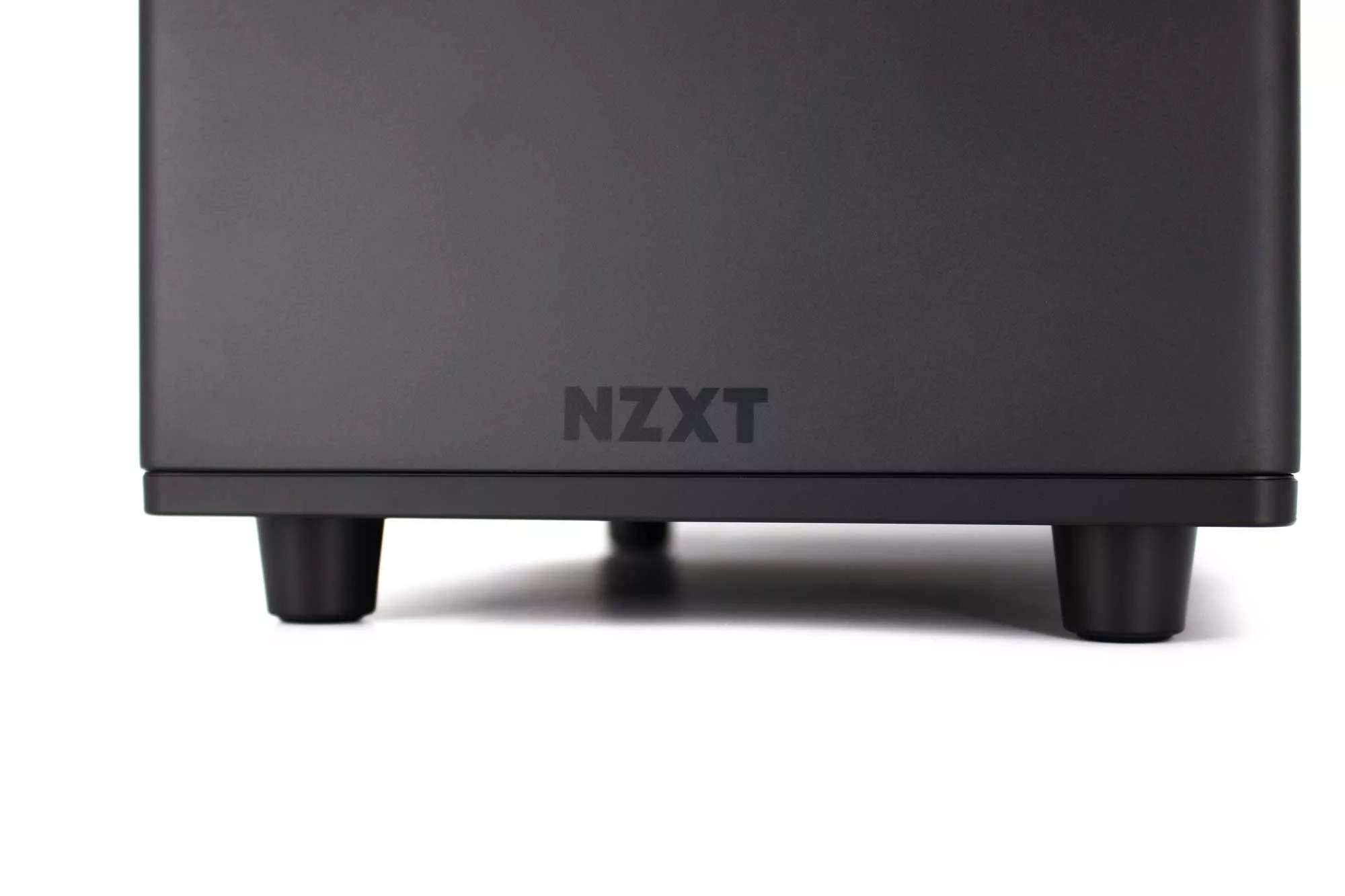 NZXT Relay Subwoofer Inscription