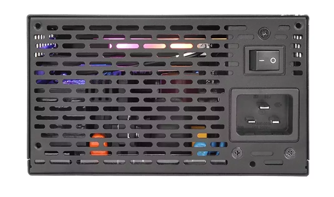 Nouvelles alimentations Toughpower iRGB PLUS 1250W/1650W chez Thermaltake 4 Toughpower iRGB PLUS 1650W alimentation