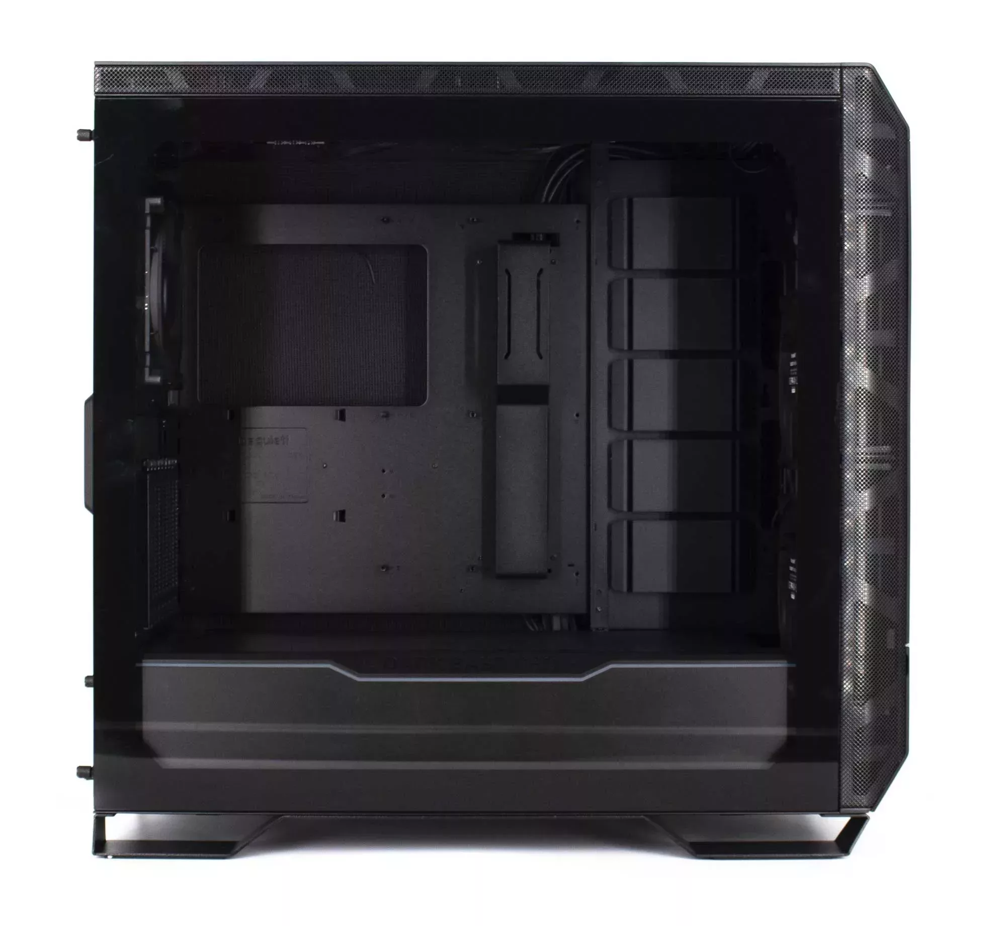 be quiet dark base pro 901 paroi gauche