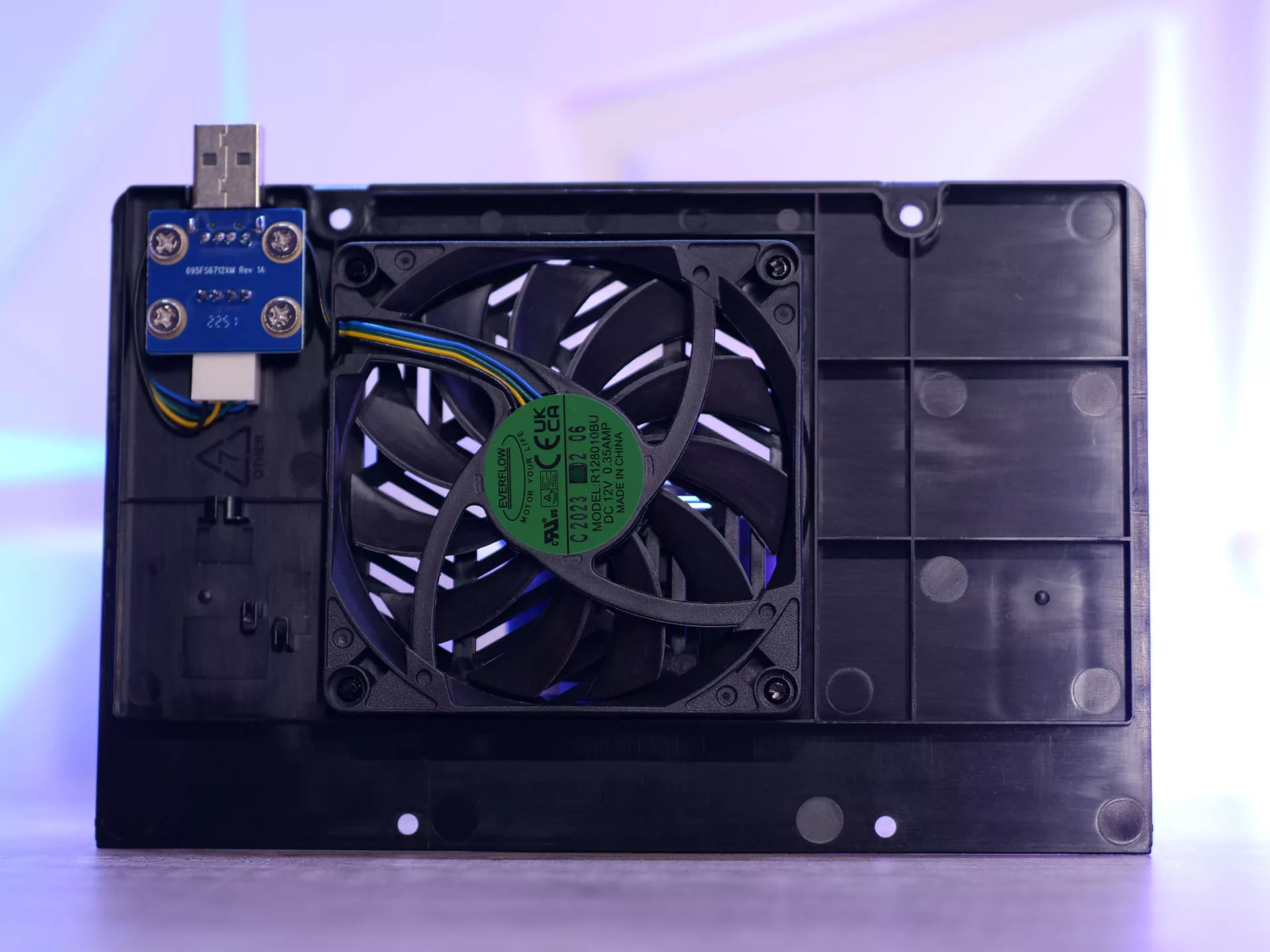 test nas asustor flashstor 12 fs 6712 detail module venitlation