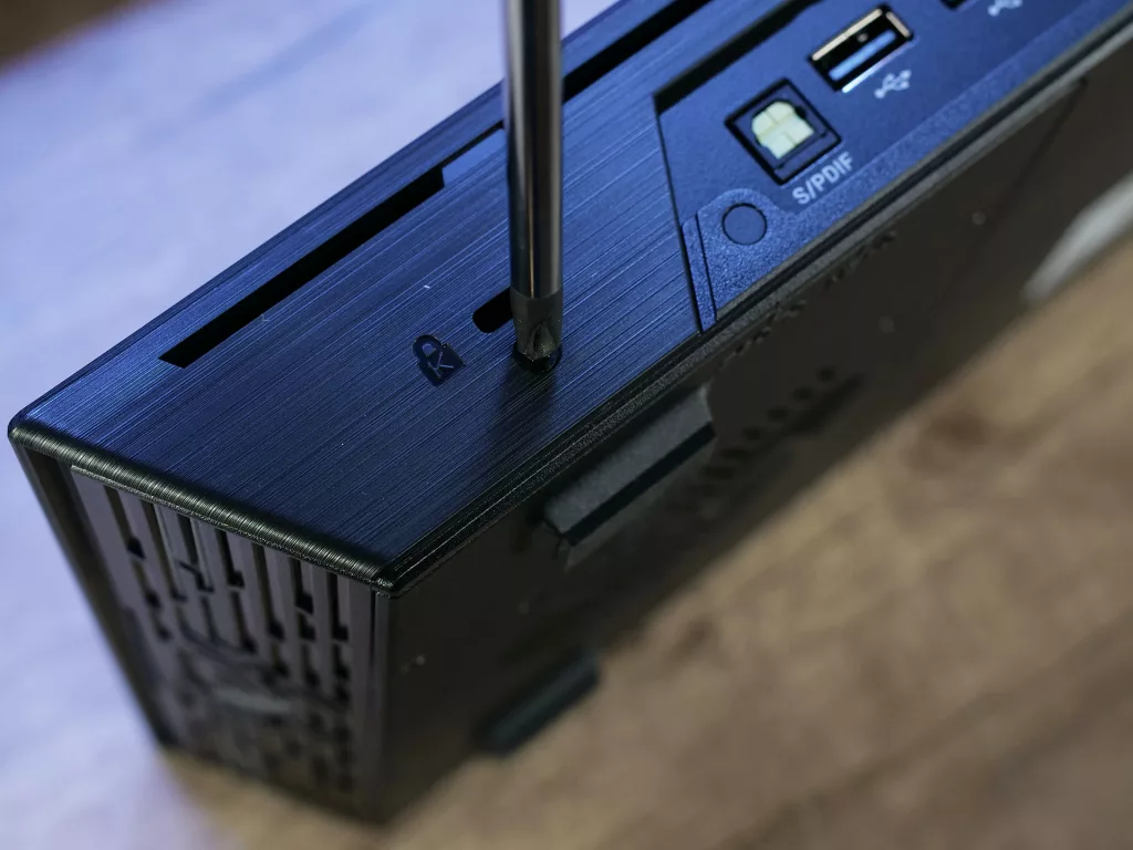 test nas asustor flashstor 12 fs 6712 x demontage cache ssd 7 12