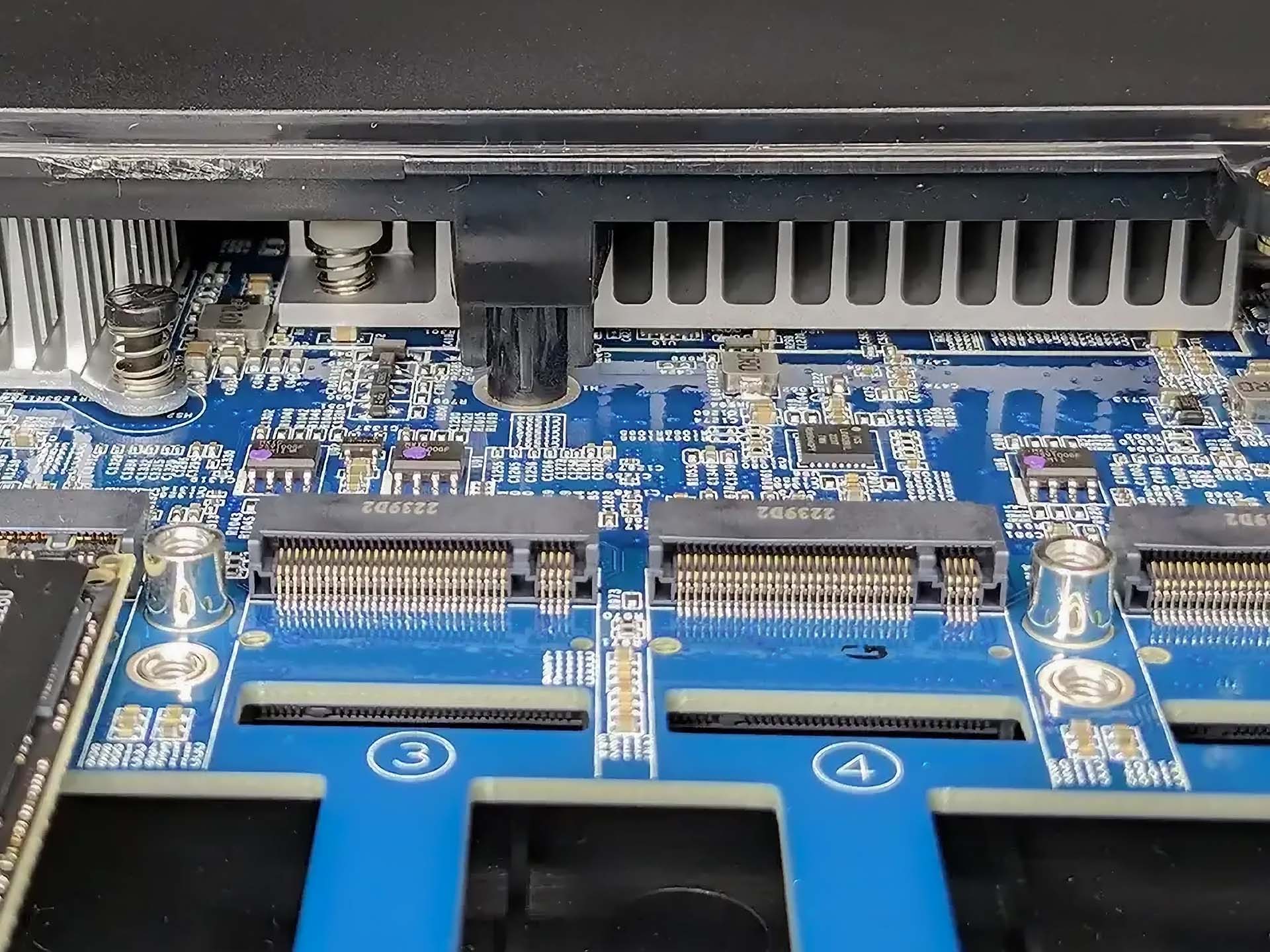 test nas asustor flashstor 12 fs6712x dissipateur cpu