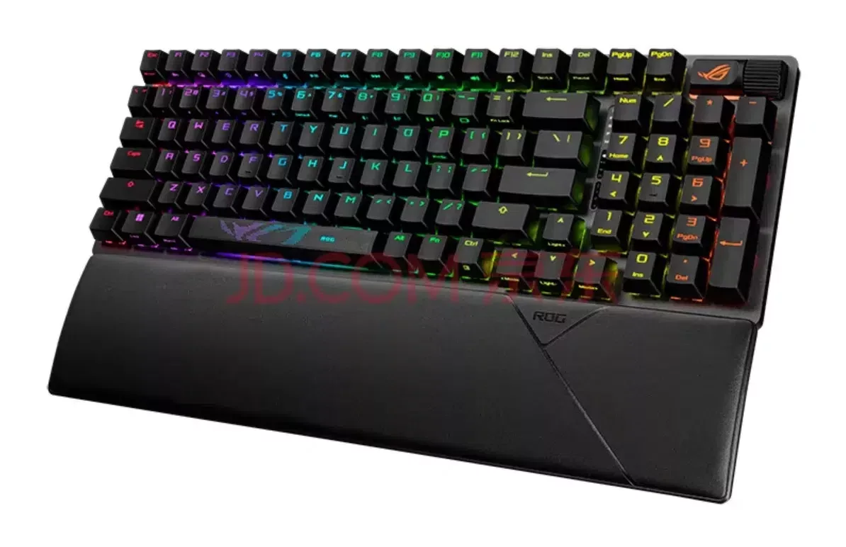 ASUS ROG Ranger 2 : nouveau clavier, nouveaux switches 3 ASUS ROG Ranger 2 côté