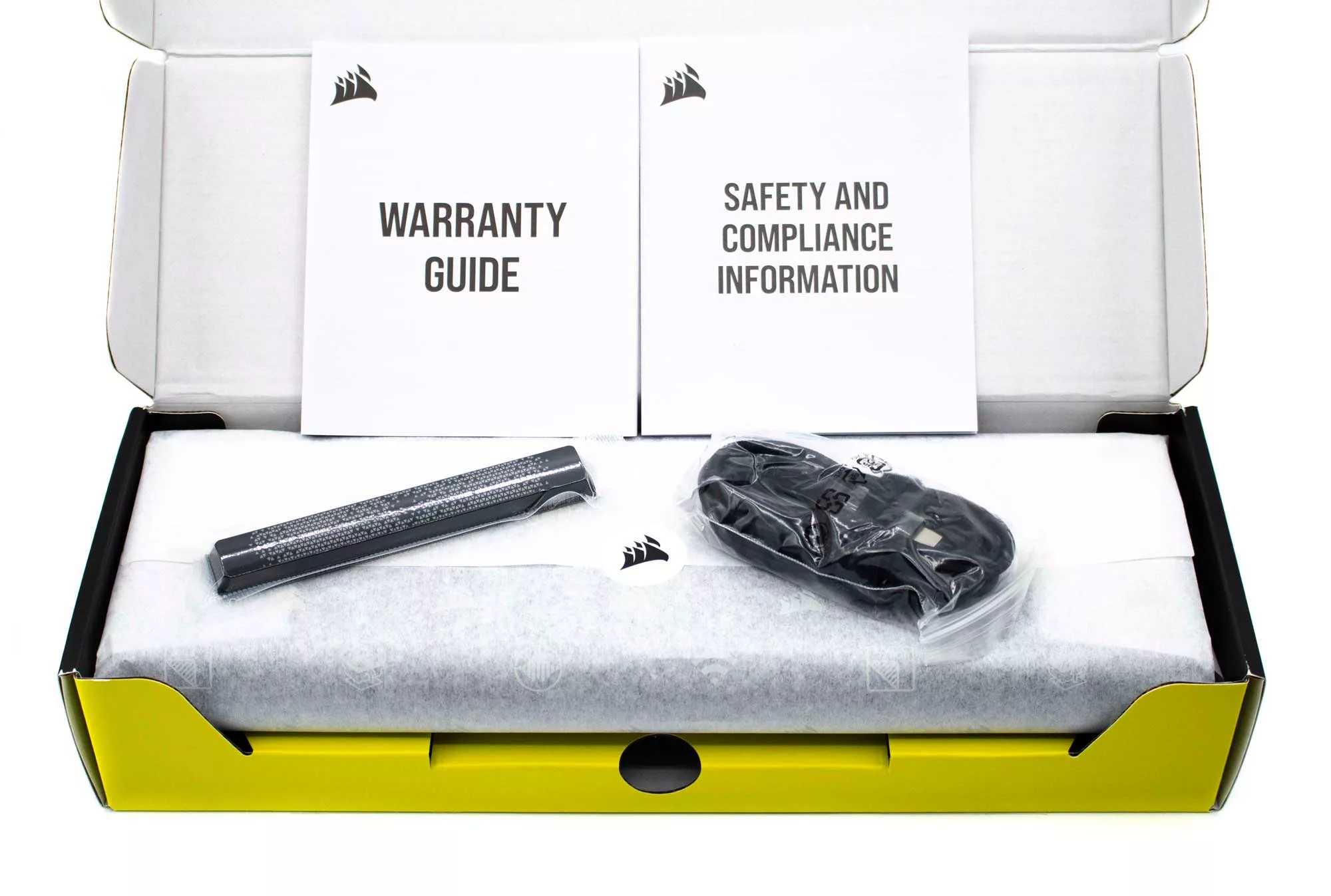 CORSAIR K65 Pro Mini emballage contenu