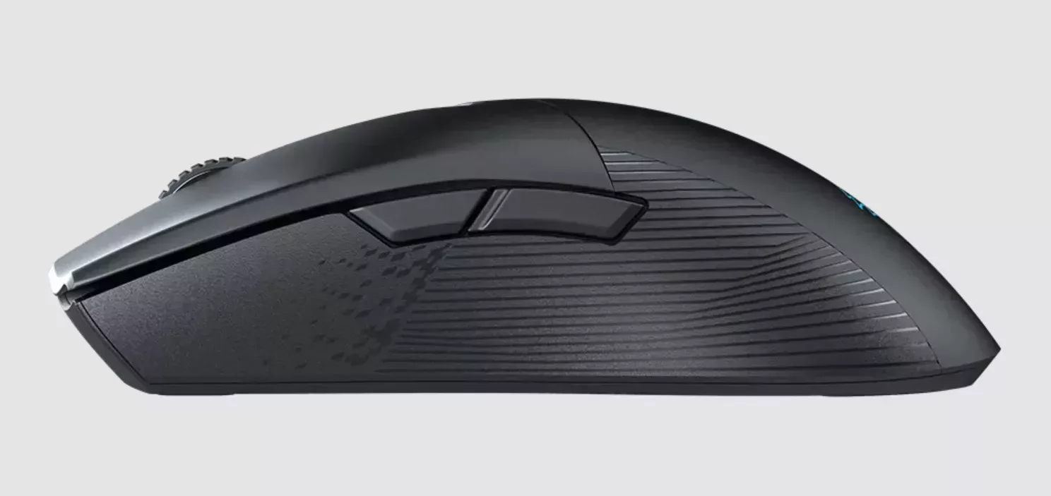 GIGABYTE AORUS M6 : une souris légère et sans fil 6 GIGABYTE AORUS M6 côté gauche